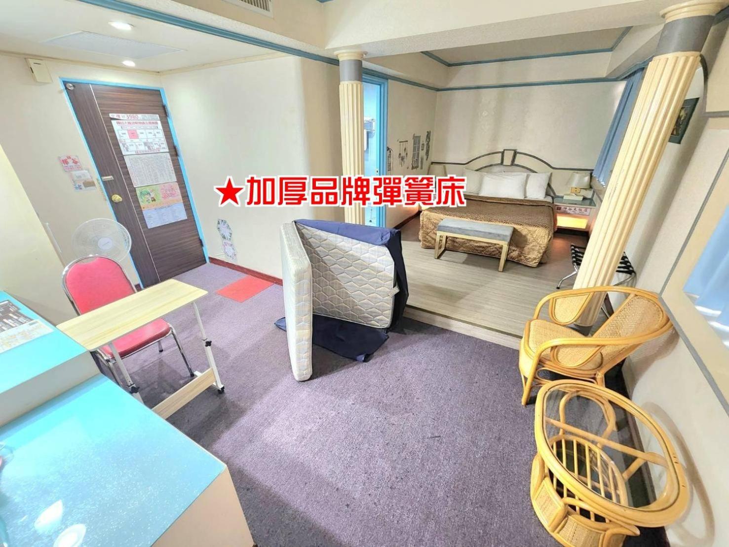 Hua Ku Hotel Tainan Exterior photo